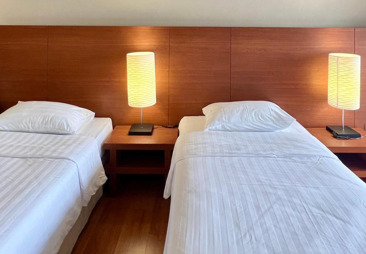 Bu Place Hotel Бангкок Экстерьер фото