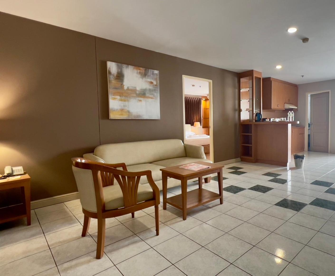 Bu Place Hotel Бангкок Экстерьер фото